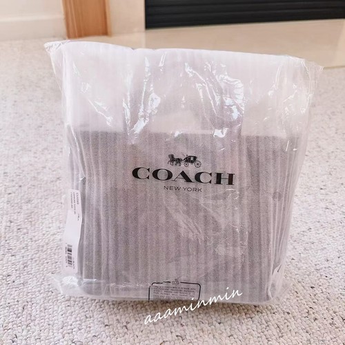 NWT Coach Tote 20 In Colorblock CU299 - Picture 6 of 12