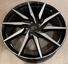 UDFL2: FRONT LEFT Genuine Aston Martin DB11/Vantage Black d/c Alloy Wheel
