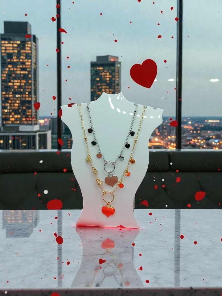 CollanaCollana Cuori Elegance in Argento 925 – Spedizione gratuita in Italia - Immagine 2 di 3