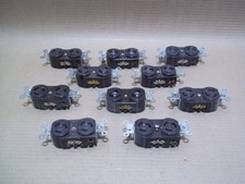 New Lot of 10 Hubbell P-2003 15 Amp 125V Twist Lock Duplex Receptacle Outlet