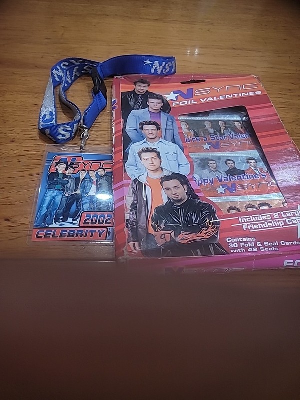 Nsync 2002 And 2001 Lanyard with laminated picture memorabilia. Calender, Cards.