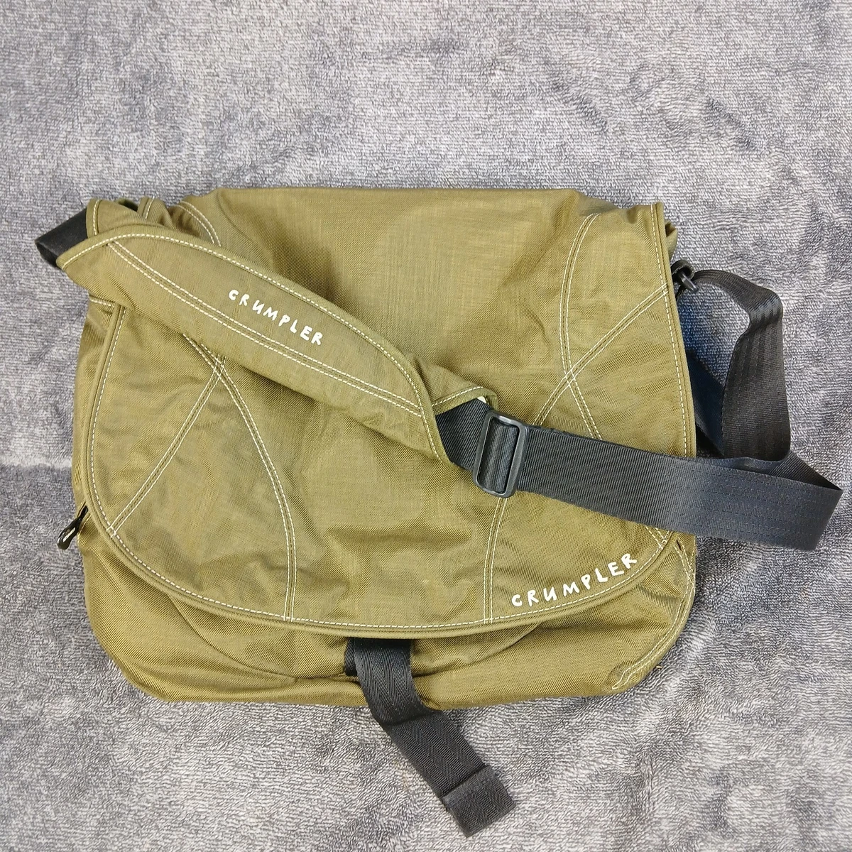Crumpler Laptop Shoulder/Messenger Bag for sale | eBay Crumpler Laptop Shoulder/Messenger Bag for sale | eBay