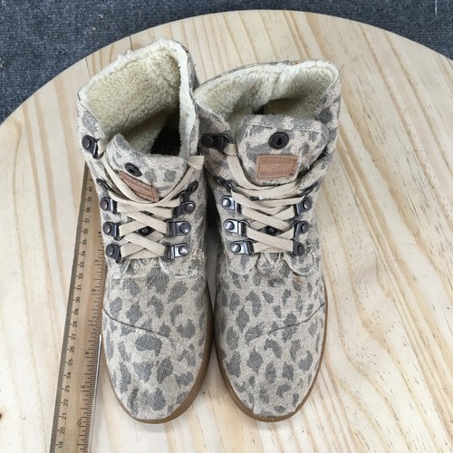 Botines Toms para mujer 7,5 beige estampado de leopardo con cordones informales de caña alta - Imagen 10 de 16