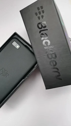 BlackBerry Z10 16GB Unlocked 4G 8MP GSM Touchscreen 4.2" Keyboard Smartphone - 第 3/15 張圖片