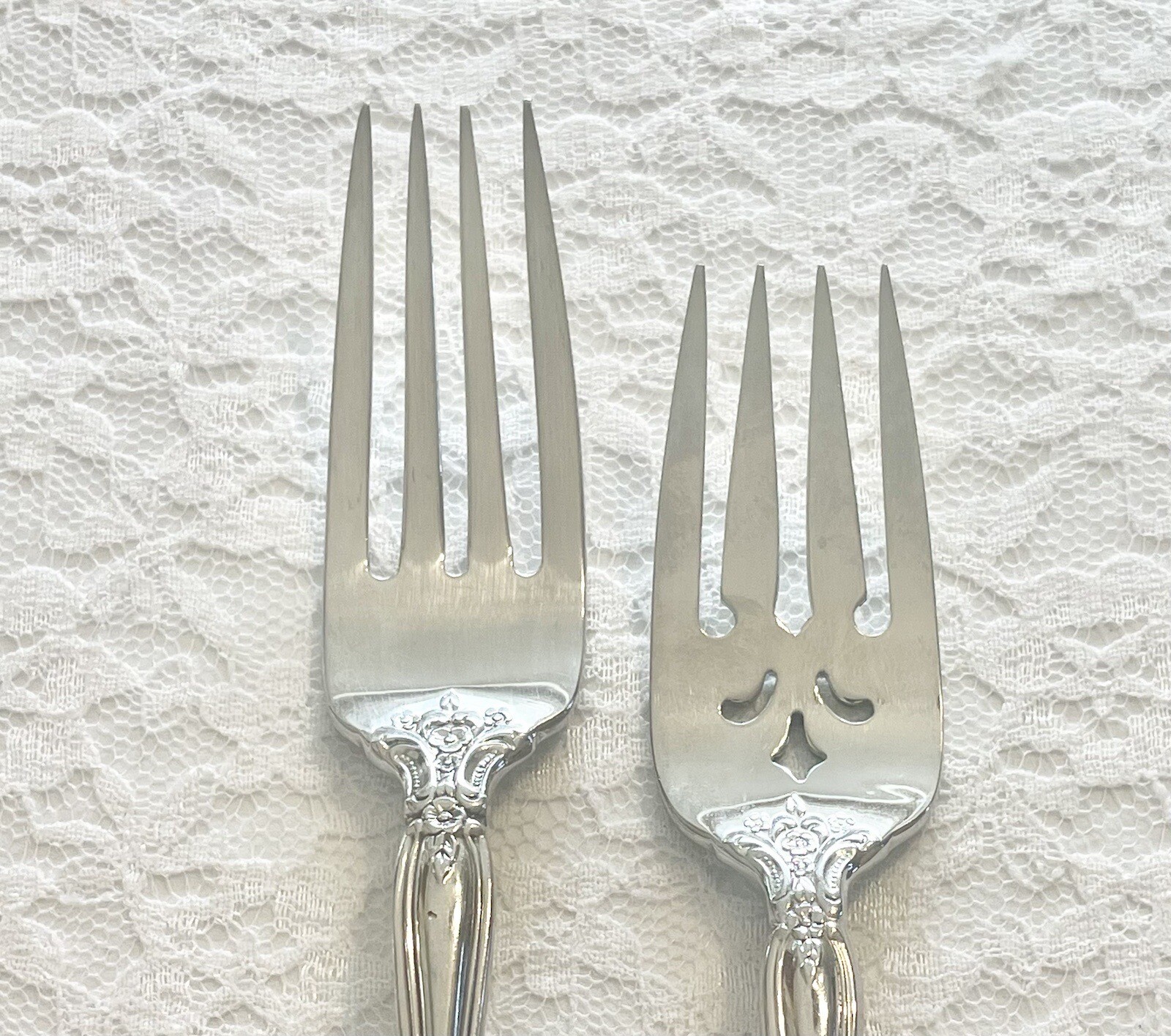 Oneida MICHELANGELO Heirloom Cube Stainless (1) Dinner Fork & (1) Salad