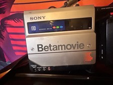 Sony Betamovie BMC-110 Betamax Non Reflex Movie Camera Silver Black with Case