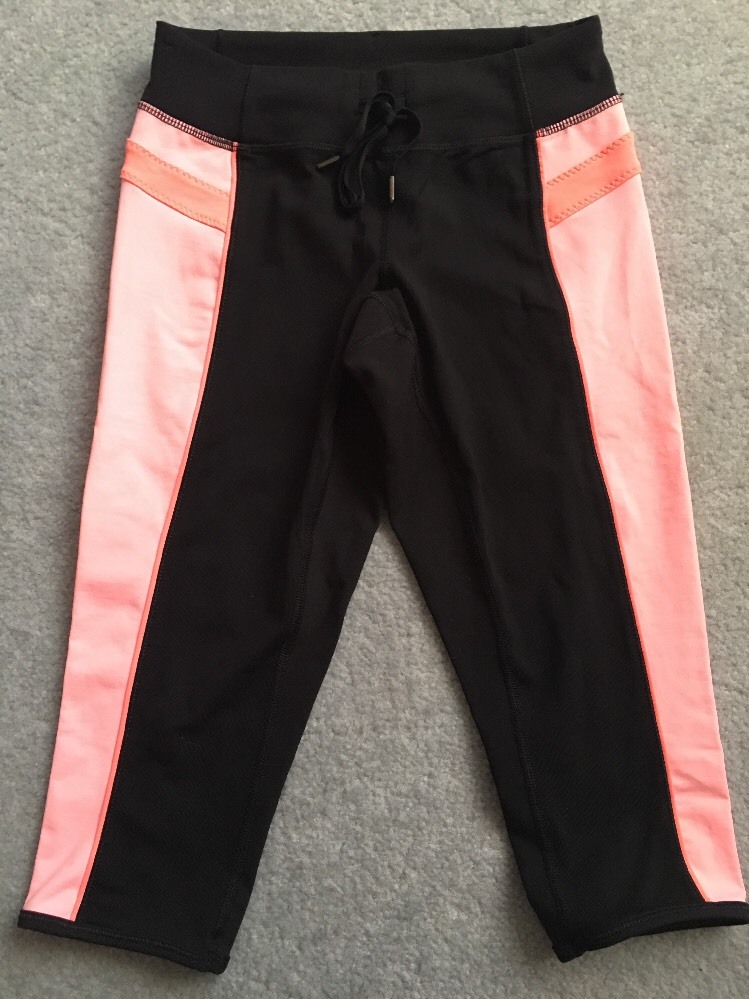 Foto 1 di 6