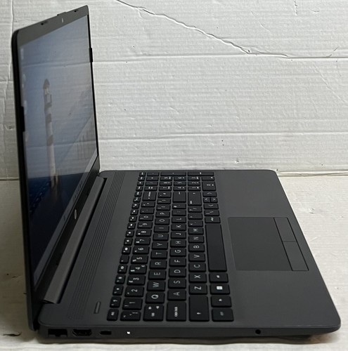 HP 255 G8 Notebook 15.6" AMD Ryzen 5 5500U, 8 GB RAM, 256 GB SSD - Win 11 Pro - 第 3/6 張圖片