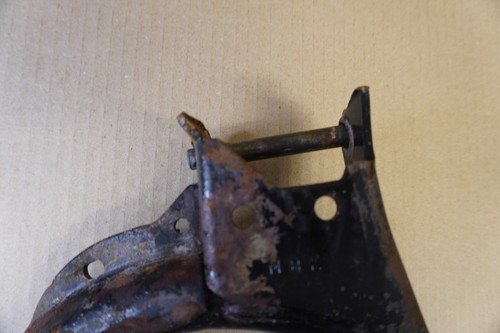 Yamaha AEROX50 AEROX YQ50 VR46 edition 2006 main stand center body frame damaged - Picture 5 of 7