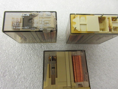 RP410024 RELAIS HAUSGERÄT SPDT 12A 24V Spule 24VDC, 12A 250VAC Schrack