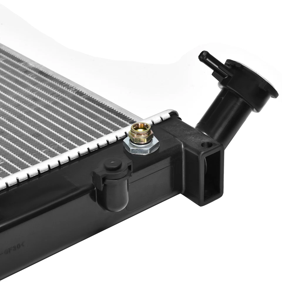 Radiator For 05 06 Chevy Uplander Saturn Relay 2001-2005 Venture Pontiac Aztek - Image 3 of 4