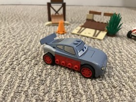 Lego 10742: Juniors: Cars 3: Willy's Butte Speed Training