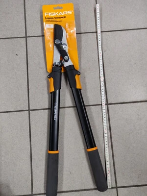 Fiskars Teleskop Astschere L13 Bypass Schneider - Bild 1 von 4