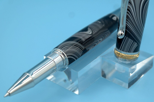 Bolígrafo Artisan Statesman en paladio y oro 22k con fordita negra - Imagen 17 de 24