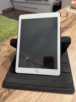 Apple iPad 5. Gen. 32GB, WLAN + Cellular 24,64 cm, (9,7 Zoll) Gold