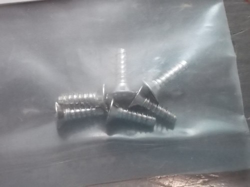 3176 3x10mm Countersunk Self Tapping Screws - Traxxas Hardware - Picture 2 of 3