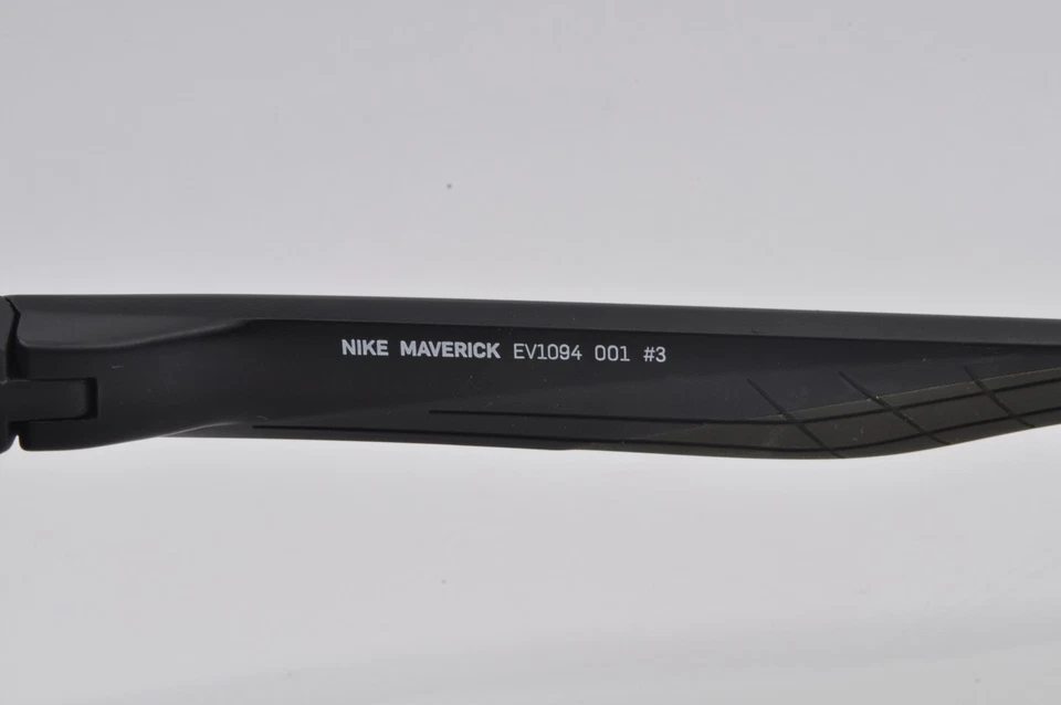 Gafas de sol Nike MAVERICK EV1094 001 negro mate/gris talla, 59-15-145 Foto 3 de 4