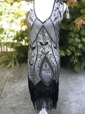 NWT Metme Large Flapper Dress Black & Gold Sequins Fringe