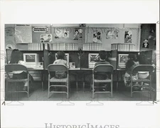 1989 Press Photo Fairview Elementary School students at the new computer lab