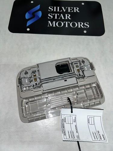 2016-2019 Honda Civic Sedan 1.5L Overhead Console Dome Light OEM 39180TBAA211M1 - Picture 9 of 10