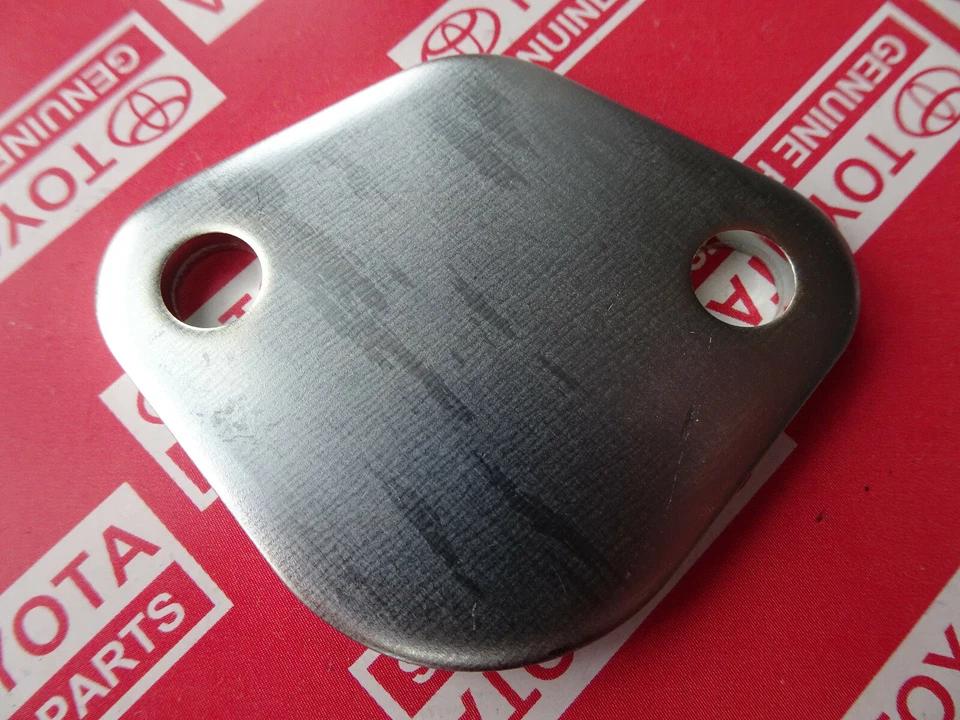 Toyota Corona 2000 GT 18RG 1974 1975 1976 1977 1978 RT85 RT95 RT104 RT114 RT130 Foto 3 de 4