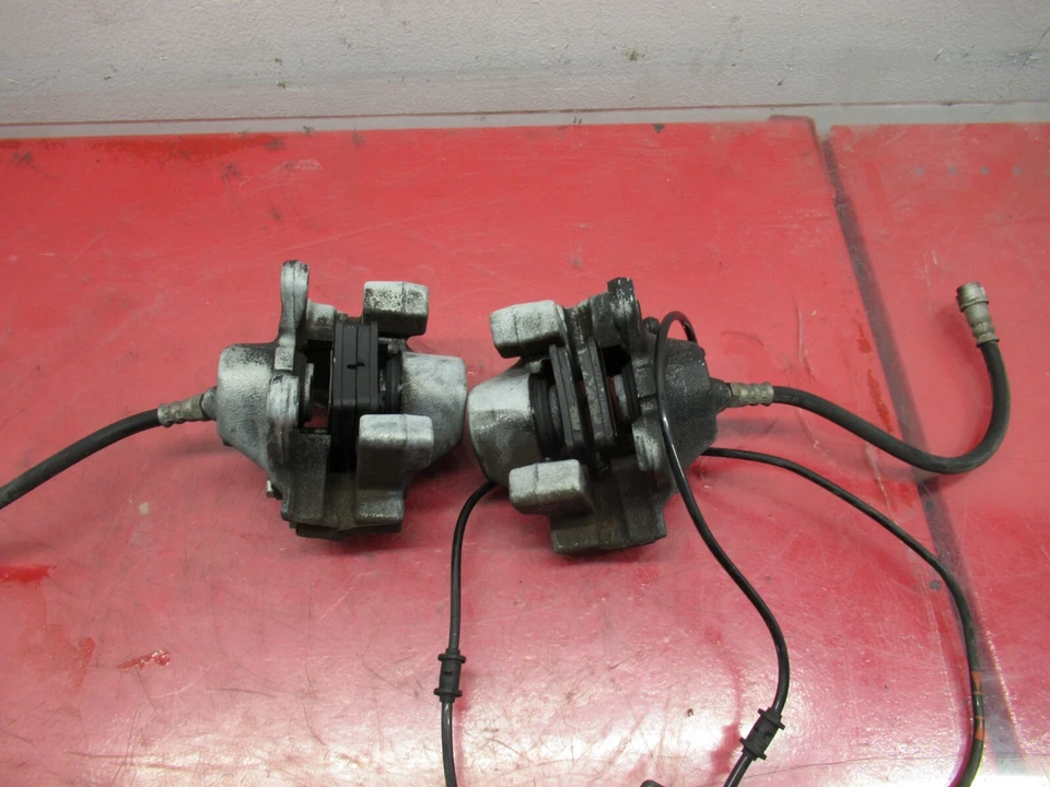 03-09 MERCEDES W209 CLK320 ЗАДНИЙ ЛЕВЫЙ / ПРАВЫЙ ТОРМОЗ СУППОРТ КОМПЛЕКТ OEM - Изображение 4 из 4