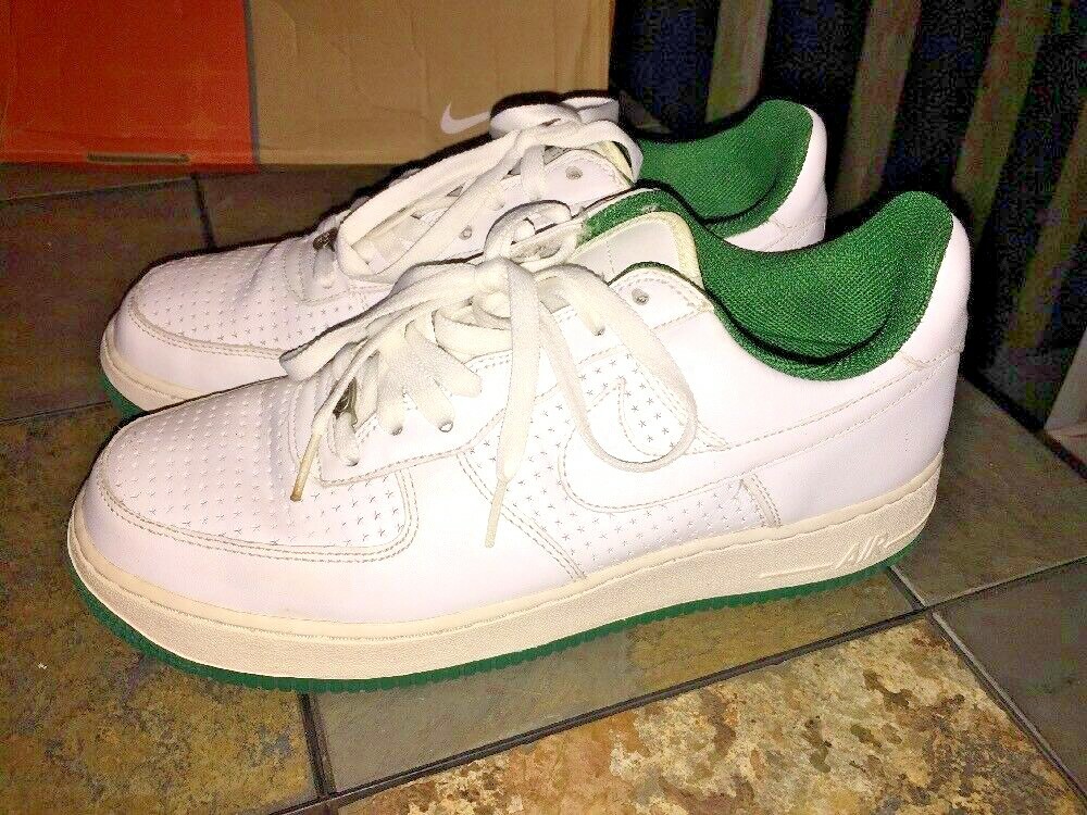 2006 Nike Air Force 1 PERFORATED STARS WHITE PINE GREEN 2006 Nike Air Force 1 PERFORATED STARS WHITE PINE GREEN