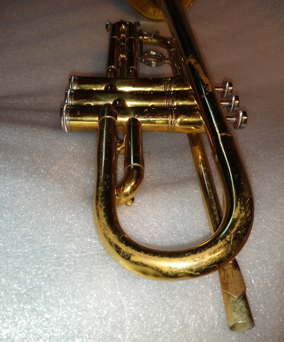 KING Cleveland 600 Trumpet B♭ s-l400.jpg