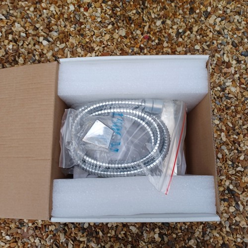 Brand New Victoria Plumb Bath & Shower Mixer Waterfall Tap & Shower Attachments - Picture 4 of 7