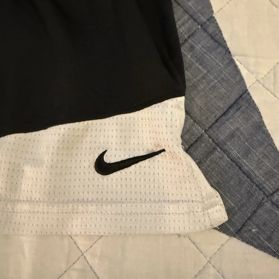 Nike Dri-FIT Boys’ Athletic Shorts Black White Size Medium Youth Basketball - Image 4 of 4