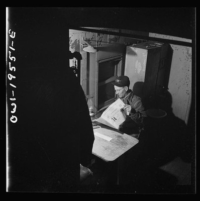 Atchison Topeka Santa Fe Railroad Conductor Caboose 1943 Timetable Study