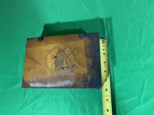 OLD WOODEN POKER BOX WITH CHIPS CARDS AND DICE !!! - Picture 5 of 8