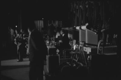 Bb King Plays Guitar As He Leads His Band During A Performance At - Old Photo 6