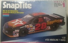 SnapTide #28 Havoline T-Bird 1:32 ☆NEW☆ RACE CAR MODEL 25 Pieces VINTAGE