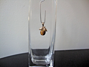 Authentic VINTAGE HANDMADE CARVED TIGER'S EYE APPLE "EVE'S TEMPTATION" GOLD PLATED PENDANT