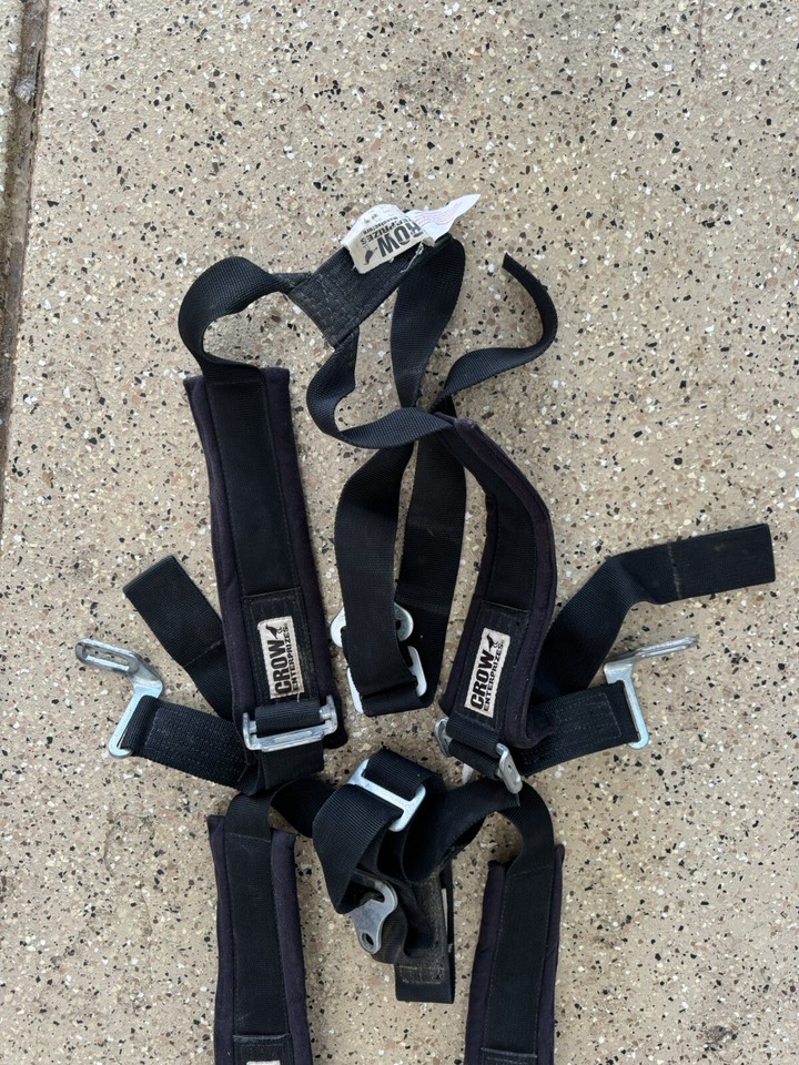 Crow 5Point Harness System Black Racing Harness Expired NON SMOKER