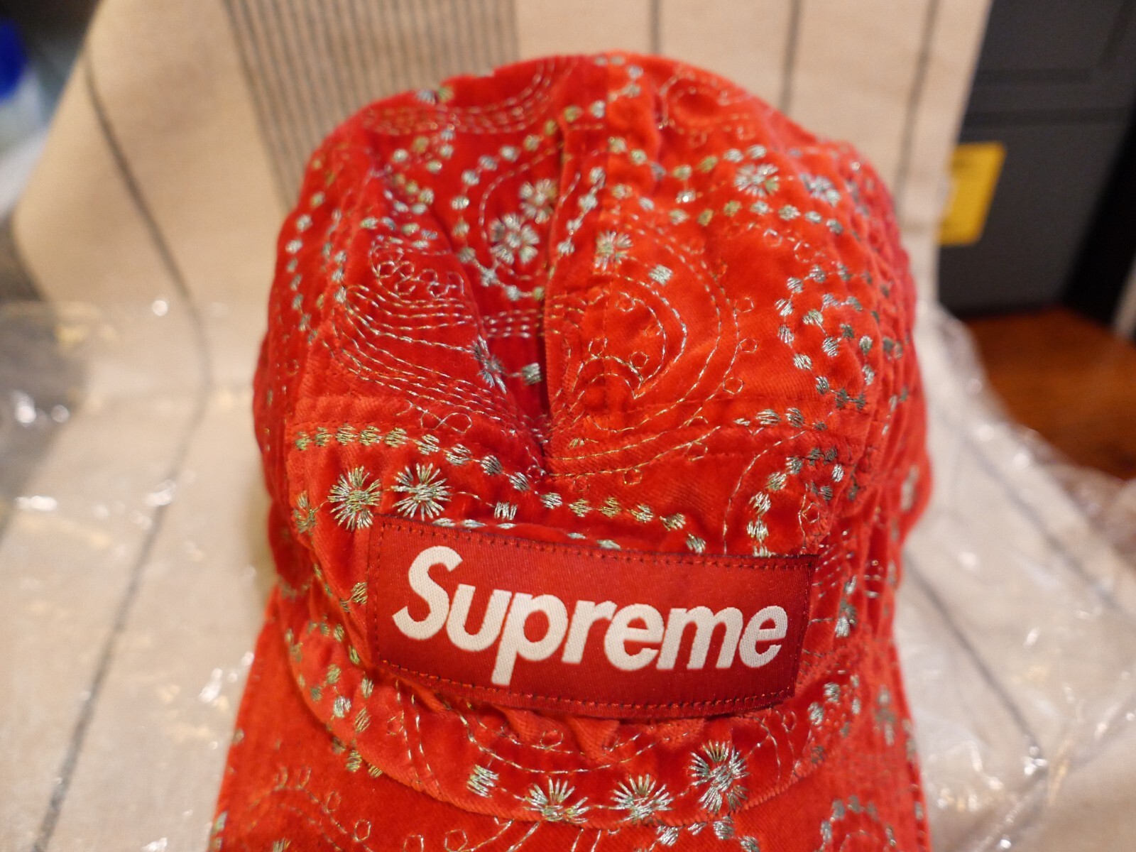 Picture 1 of 9