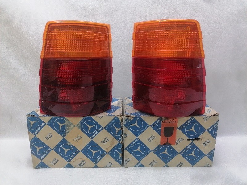 ✈ New Nos Original Mercedes-Benz W123 S123 Tail Light Right and