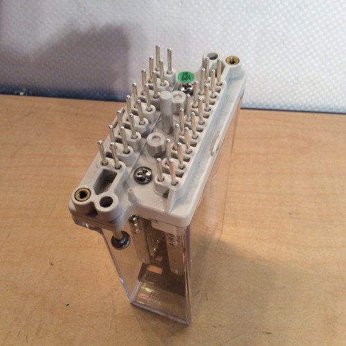 ABB RXSF 1 RK 271 007-AS 220-250 V Combiflex 5615 463-c Nuevo Envío Gratuito - Imagen 2 de 3