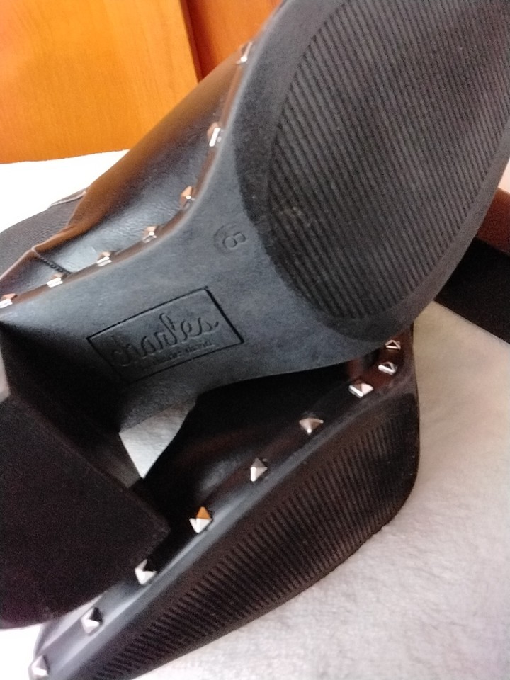 Charles David Dodger Black Pointed Toe Studded Ankle Chelsea Boots