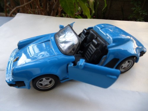 Maisto Shell Supercar~Turquoise BLUE Porsche 911 Speedster CAR scale1:38 Diecast - Picture 3 of 5