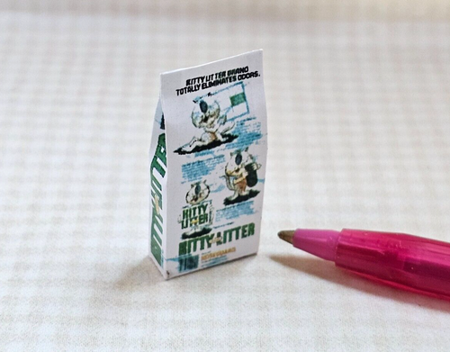 Miniature Weighted Kitty Litter Bag (1 3/8" Tall x 5/8" x 1/4"): DOLLHOUSE 1:12 - Picture 2 of 2