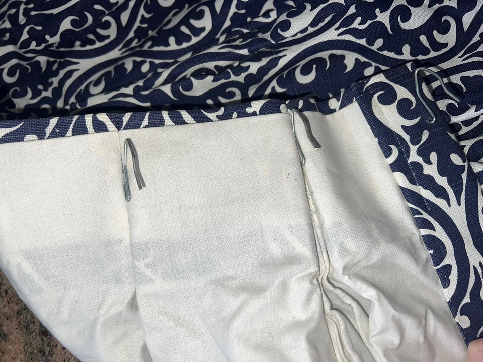 ROBERT ALLEN CORTINAS PLISADAS PERSONALIZADAS Y FUNDAS DE 3 EUROS ~ PATRÓN AZUL MARINO Y MARFIL Foto 3 de 4