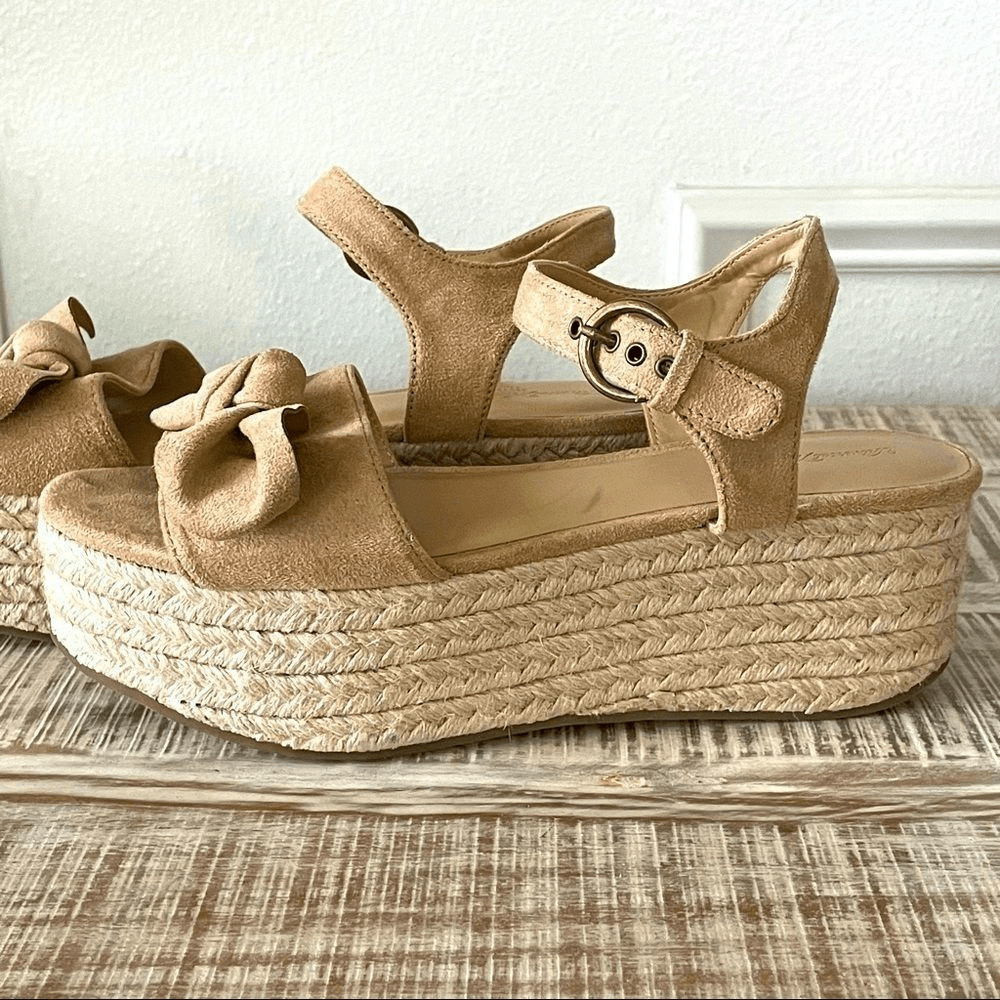 Universal Threads platform shoes - image 1