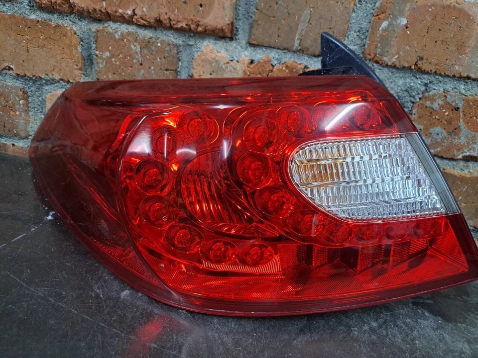 2009-2015 JDM NISSAN INFINITI FUGA Y51 370GT Q70 M37 REAR TAIL LIGHTS LAMP 4 PCS - Image 4 of 4
