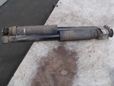 STOßDÄMPFERSET HINTEN Seat Arosa (6H1) Hatchback 3-drs 1.0 MPi (AUC) 2004