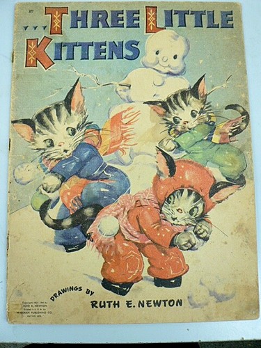 VINTAGE 1941 THREE LITTLE KITTENS BOOK
