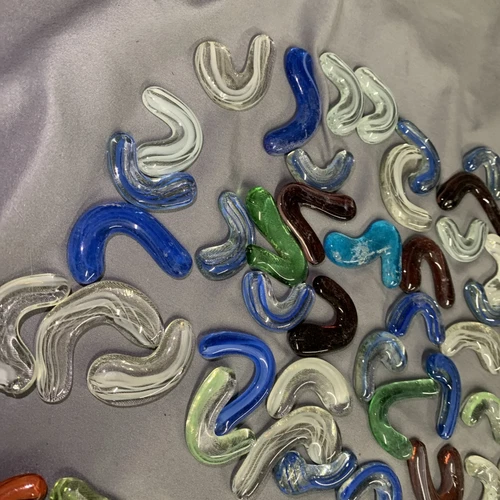 Glass Art Craft Pieces 45+ Boomerang Curved 55+ Small Multicolor 25+ Solid - Picture 9 of 17