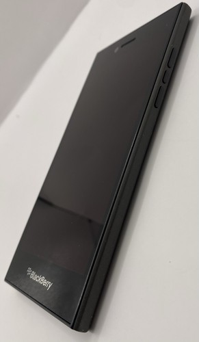 Blackberry Leap STR100-1 16GB, Black, Smartphone - Picture 6 of 9