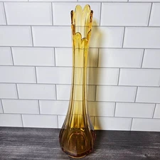 VTG L.E. Smith Amber Honey Swung Paneled Vase 14.75" MCM